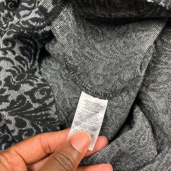 LOFT Knit Top Gray Black Paisley Heart Long Sleeve Stretch Work Casual Medium - Picture 8 of 10